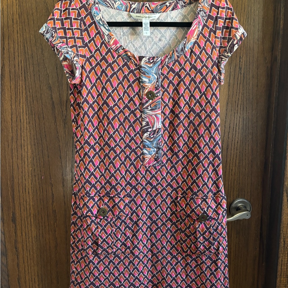EUC Authentic 100% Silk Diane Von Furstenberg Dress US 6